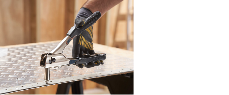 Zur Kategorie Tacker, Nietzangen & Klebepistolen wechseln