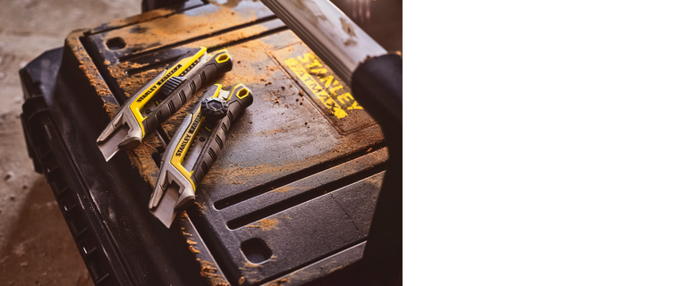 Zur Kategorie Messer & Schneidwerkzeuge wechseln