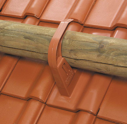 Schneefang-Rundholzhalter