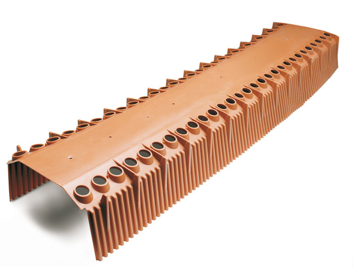 Firstlüftungselement