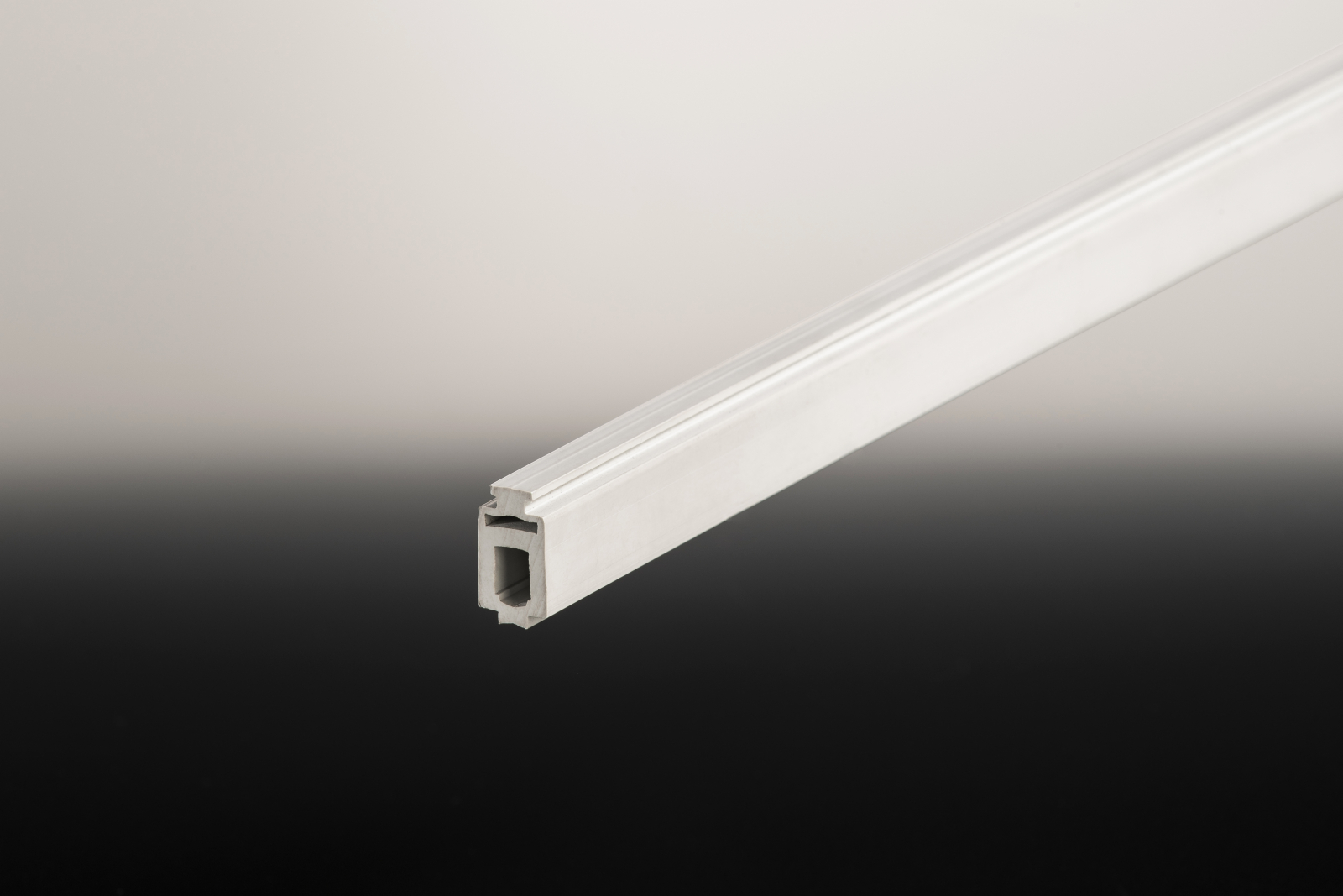PVC-Distanzleiste grau 8-10mm