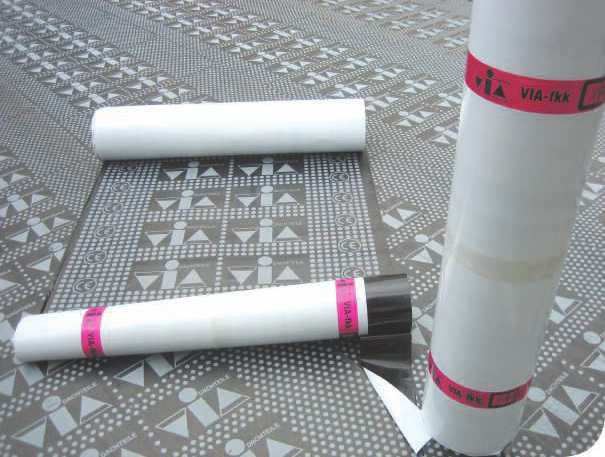 FKK Kaltselbstklebebahn 1. Lage