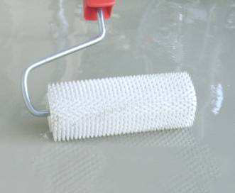 Stachel-Entlüftungsroller